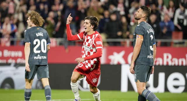 Rapapolvo histórico del Girona a un Espanyol sin alma que se deshizo en Montilivi