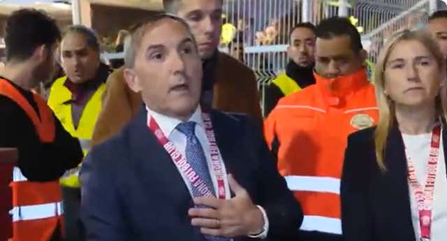 Una reunión a medianoche y un tenso cara a cara con Garagarza retratan la “vergüenza” de los pericos: “Echar a Manolo es lo fácil”