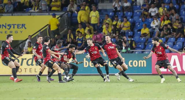 Mojica aprovecha la jugada de VAR más extraña de LaLiga