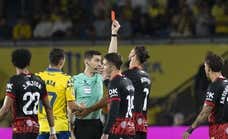 Otra semana infernal para los árbitros: Ultras Sur la vuelve a liar, una madre agrede en alevines, escupitajos en la cabeza y amenazas con un cuchillo