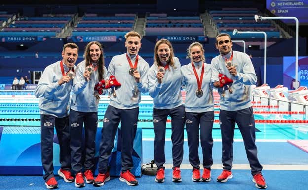 España, bronce en el relevo 4x100 estilos en París.  CPE