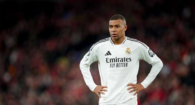 Hay pánico con Kylian Mbappé y su única medicina no existe en el Real Madrid