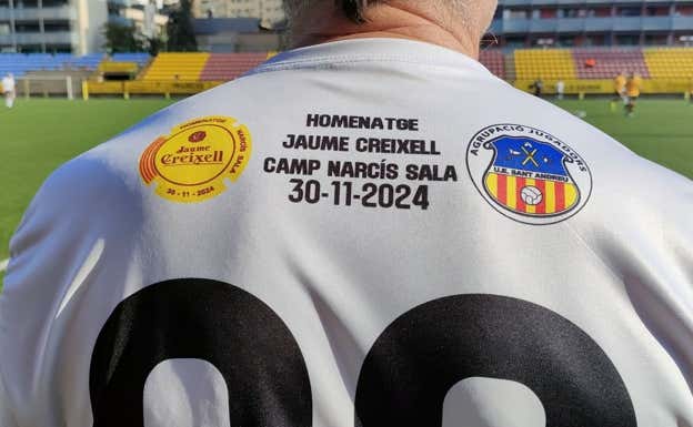 Camiseta conmemorativa del homenaje a Creixell.  RELEVO