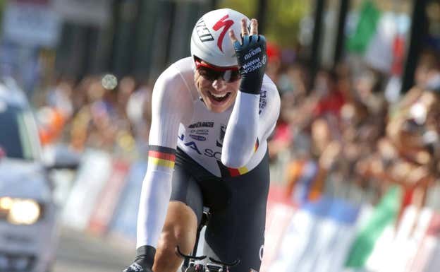 Wiggins celebra una victoria.