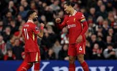 La encrucijada del Liverpool con las renovaciones de Salah y Van Dijk: “Que no salga a hablar después de cada partido”