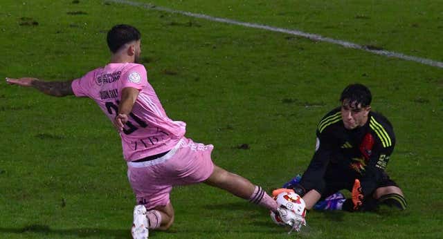 Una lista de WhatsApp del Cacereño destapa la cara más humilde de la Copa del Rey: «Anotas la camiseta del jugador que quieres«