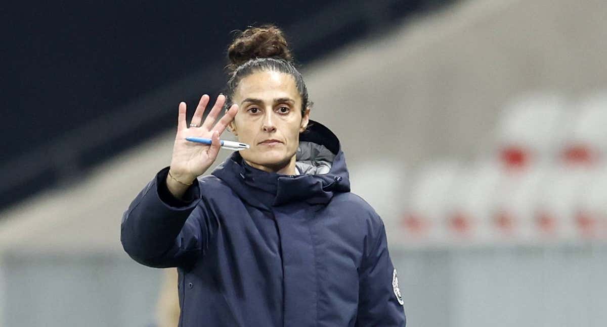 Montse Tomé, seleccionadora española, durante el partido amistoso ante Francia en Niza.