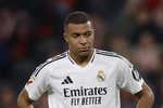 Mbappé volvió a fallar un penalti y no sale de su agujero negro