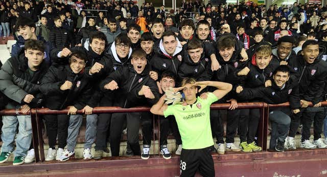 Historia de la Copa: el lateral Pol Arnau, hijo del fallecido Francesc Arnau, se viste de portero para ser el héroe de los penaltis y honrar a su padre