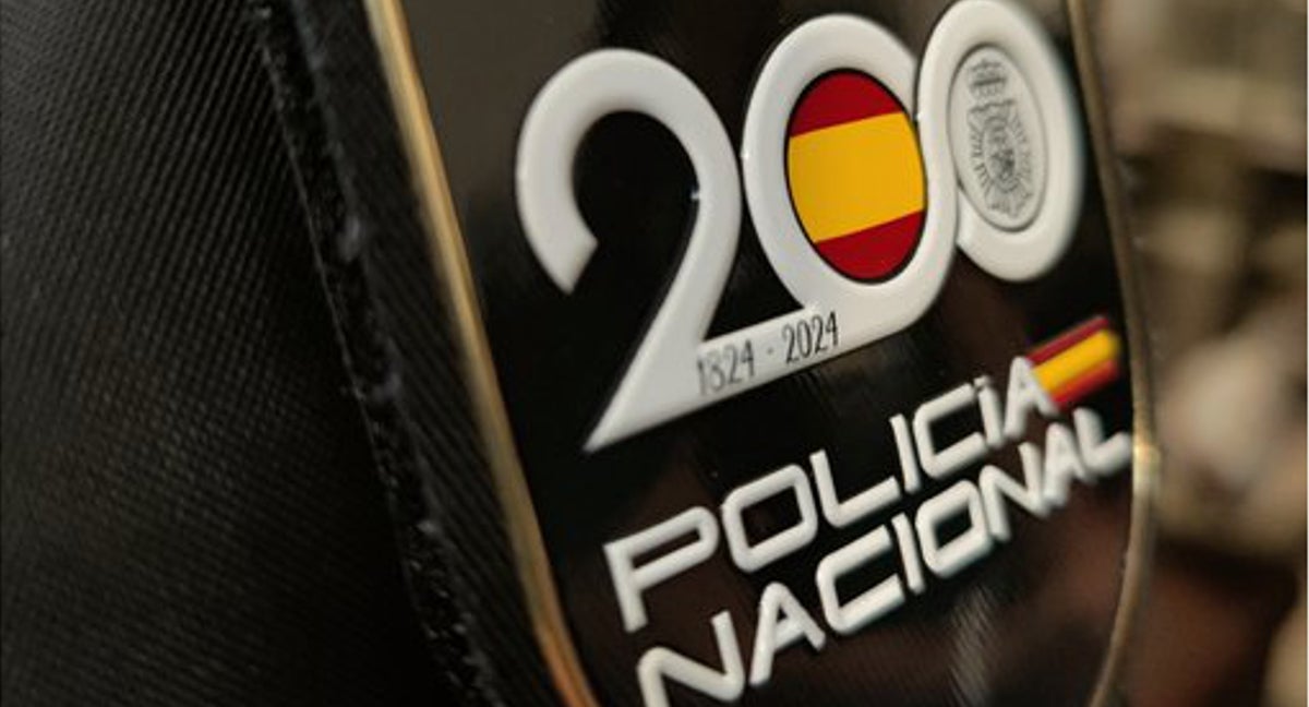Símbolo 200 años de la Policía.