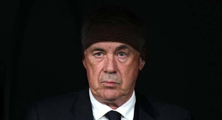 Ancelotti, en el banquillo del Bernabéu.