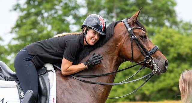 La jinete  de doma Charlotte Dujardin, suspendida un año por azotar excesivamente a su caballo