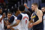 El peor equipo de la historia tumba a Denver y los 56 puntos de Nikola Jokic