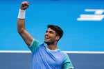 El jefe de la ATP tira de las orejas a Carlos Alcaraz y compañía por las exhibiciones: «Podrían descansar más»