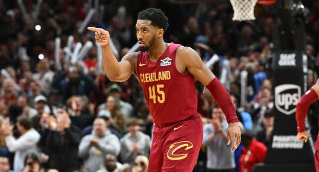 «Estoy muy ciego»: el extraño caso de un Donovan Mitchell miope que sólo las enchufa sin gafas ni lentillas