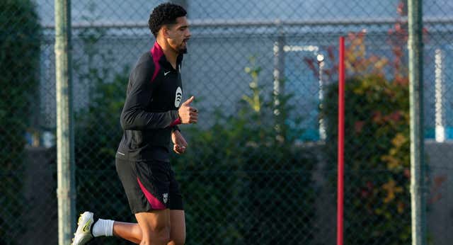 Por qué no pujar por Araujo, ‘fichaje’ de lujo de Flick, es una buena decisión en LALIGA FANTASY