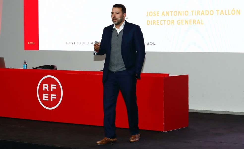 Gomar quiere que José Tirado sea su fichaje estrella en el Futsal