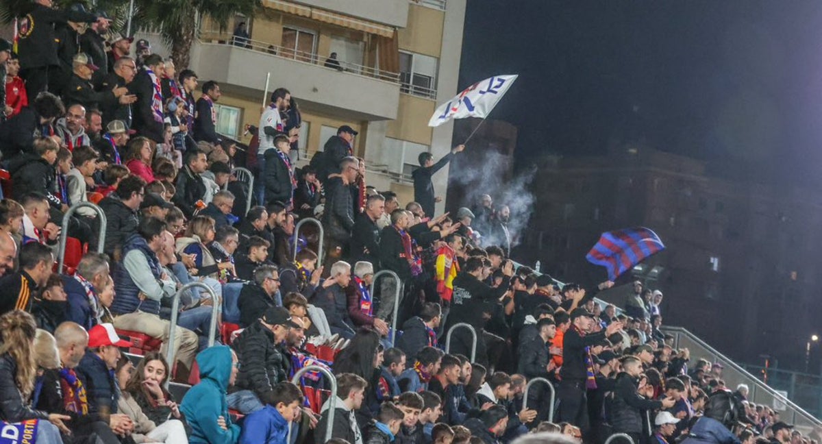 La afición del Eldense.