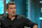 Luis Figo 'pica' al Atlético en La Revuelta y entra en el juego de David Broncano: «Mi salario en el Real Madrid era la mitad del tuyo»
