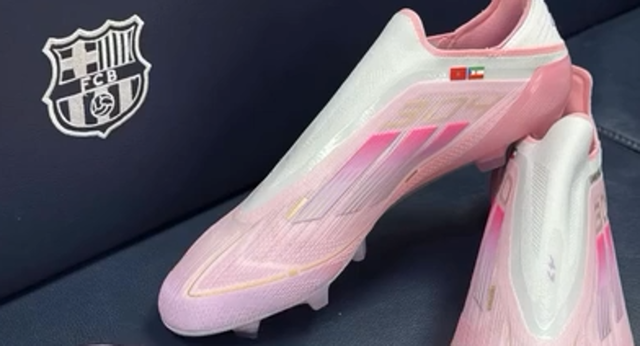 Las nuevas botas de Lamine están llenas de mensajes ocultos.