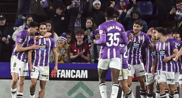 Anuar resucita al Pucela, hunde al Valencia y deja abatido a Baraja