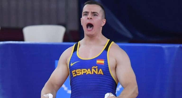 Marcos Ruiz gana el oro en arrancada.