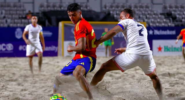 España se jugará el título con Colombia al golear a México con cuatro goles de Ardil