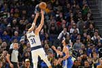 Los 48 triples del Golden State Warriors - Dallas Mavericks, un récord con gato encerrado que explica «la ruina» de la NBA