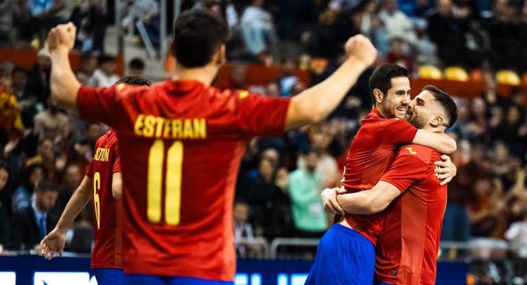 España se gusta en Cartagena y nadie la para camino a la Eurocopa