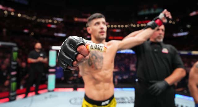 La UFC vuelve a situar a Joel Álvarez entre los mejores de su peso tras tres años