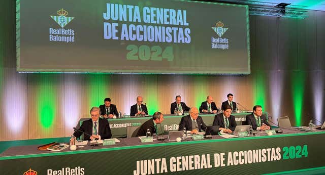 ¡Medina Cantalejo también es criticado en la Junta del Betis!