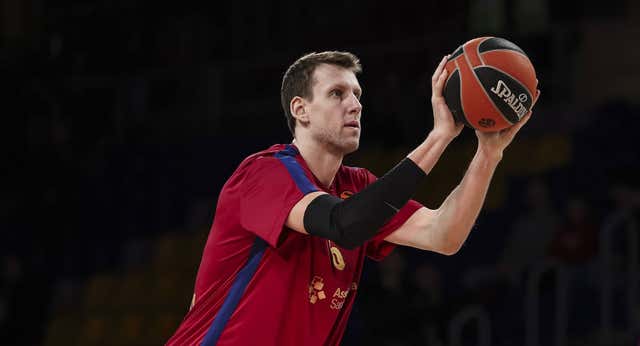Jan Vesely ‘raja’ de los aficionados del Barça: “Es como si estuviera de vacaciones, nadie pita en los partidos”