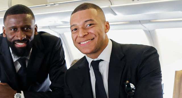 Una avería en el avión despierta la química en el vestuario del Real Madrid antes de la Intercontinental