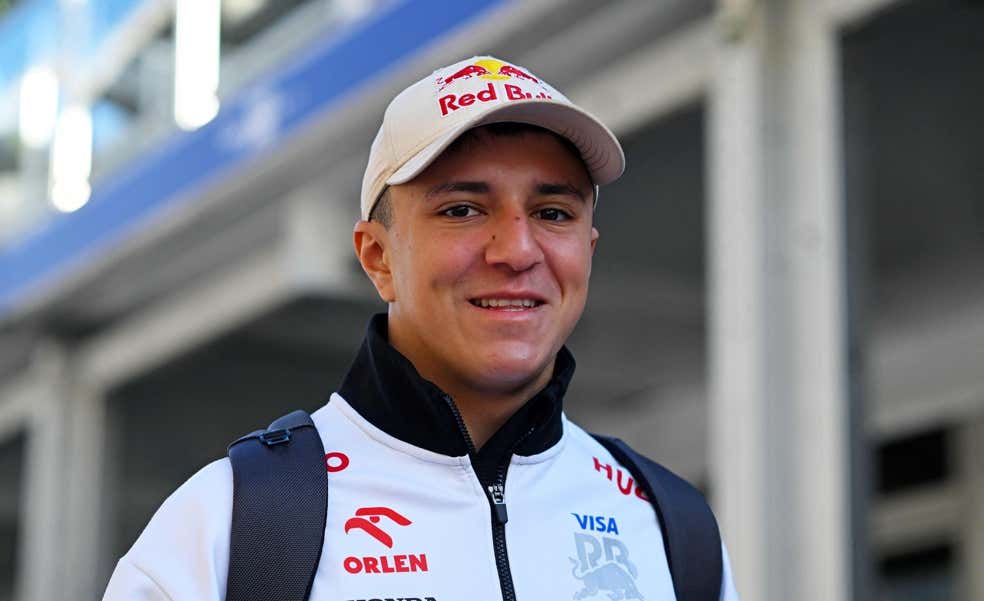 Isack Hadjar se estrenará en Fórmula 1 con Racing Bulls y se completa la parrilla