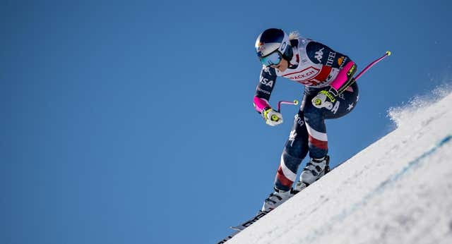 Lindsey Vonn regresa a los 40 años y tras un lustro fuera de las pistas con un puesto 14 en  Saint Moritz