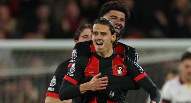 El director deportivo del Getafe zanja los rumores sobre Enes Ünal: “Hablar hoy de él es una utopía”