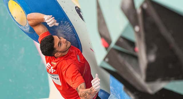 Alberto Ginés echa la vista atrás para ir hacia adelante: «Entreno con una sonrisa, antes cuando hacía bloque era ‘joder, otra vez…’