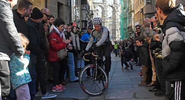 Julio Martín conquista la 89 edición de la Carrera del Pavo para bicicletas sin cadena