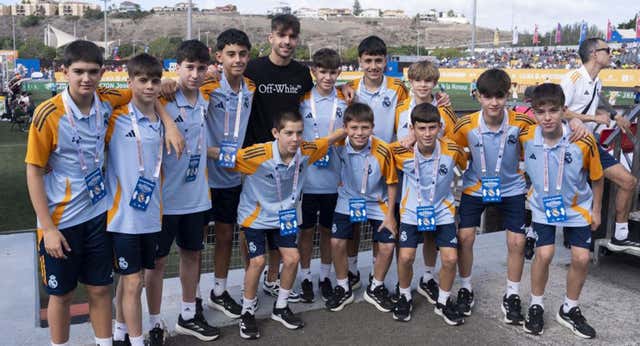 La apuesta del Real Madrid por la cantera: dobla en cuerpo técnico a todos los clubes de LaLiga Futures… Y Asencio les apadrina