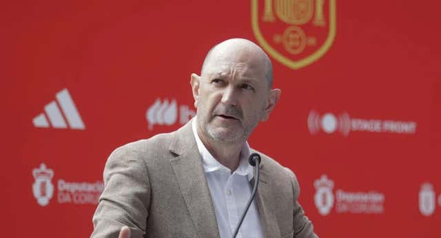 Louzán premia a los clubes no profesionales: la RFEF sortea 47 invitaciones (7 días con todo pagado) a la Supercopa de Arabia