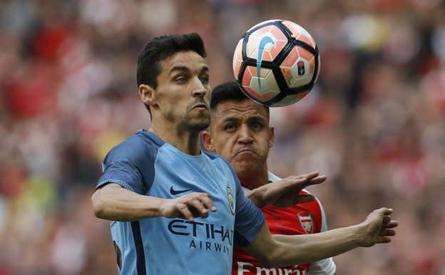 Jesús Navas, en un partido con el City. Reuters