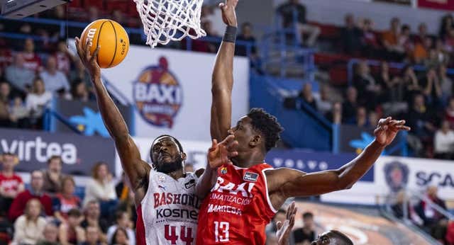 Kamar Baldwin mantiene a Baskonia en la pelea por la Copa