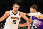 Nikola Jokic dibuja otra obra de arte junto al jugador más discutido y criticado de la NBA