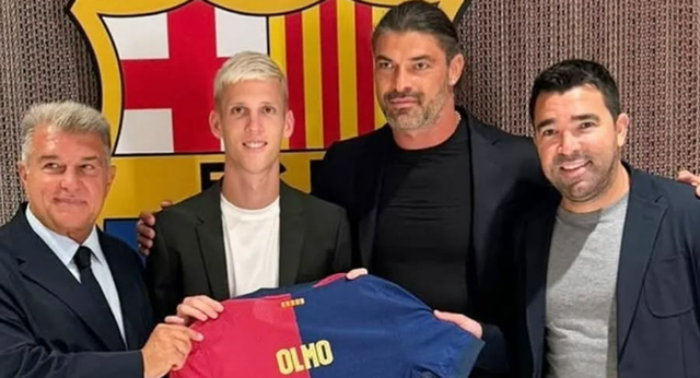 El agente de Dani Olmo mantiene la calma: «Confío en Laporta y Deco, el Barcelona lo conseguirá, LaLiga debe ayudarles»