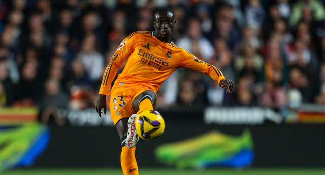 Mendy, el nuevo central de emergencia de Ancelotti