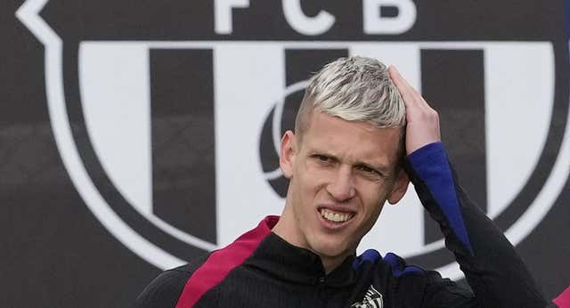 La victoria del Barcelona tiene una segunda parte y sería fatal para Dani Olmo y Pau Víctor: lo que se perderían si no se autoriza su inscripción