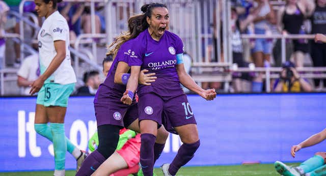 El Orlando ‘juega’ con la despedida de Marta Vieira para anunciar su renovación: ‘Quiero que lo escuchéis de mí…’