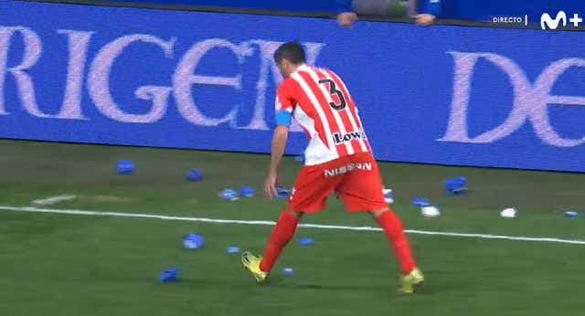 Sesma Espinosa para el Oviedo – Sporting por lanzamiento de objetos