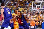El Barça se aferra a la Copa tras salvar un balón de oxígeno en un final ajustado en Gran Canaria