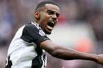 Yo jugué con Alexander Isak, «el chico muy tímido» convertido en uno de los goleadores del momento: «Si este nos da en la cabeza, nos la vuela»